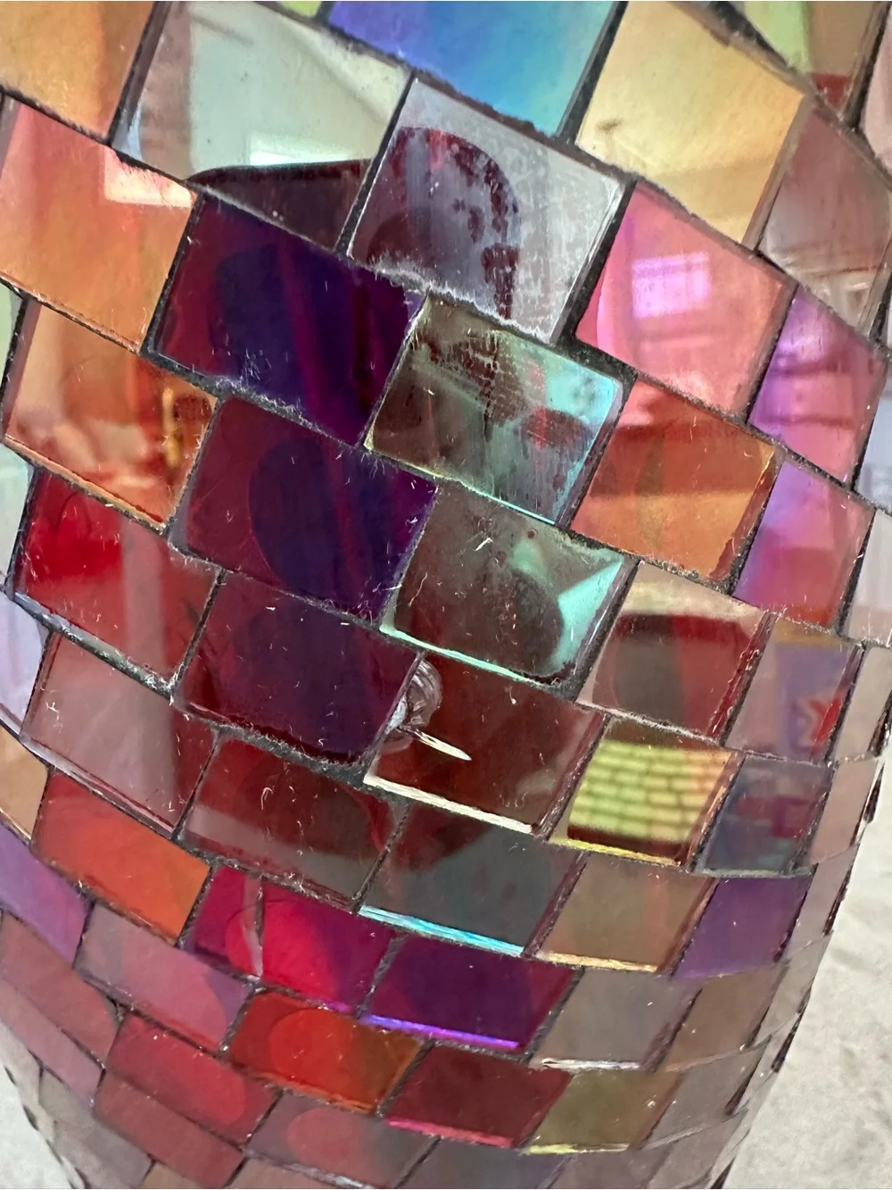 12” Iridescent Mosaic Glass Vase w/ Purple Hydrangea Flowers